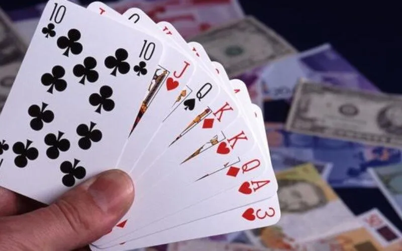 Tiến lên miền nam cách xếp bài quyết định gần 50% tỷ lệ thắng